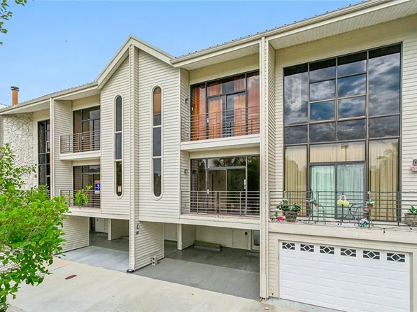 127 Highway 22 E APT W4, Madisonville, LA 70447