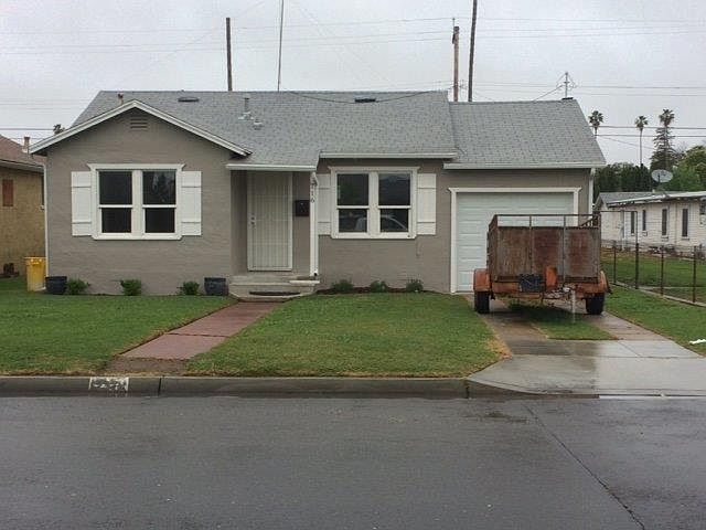 2nd image of 716 Orange Ave