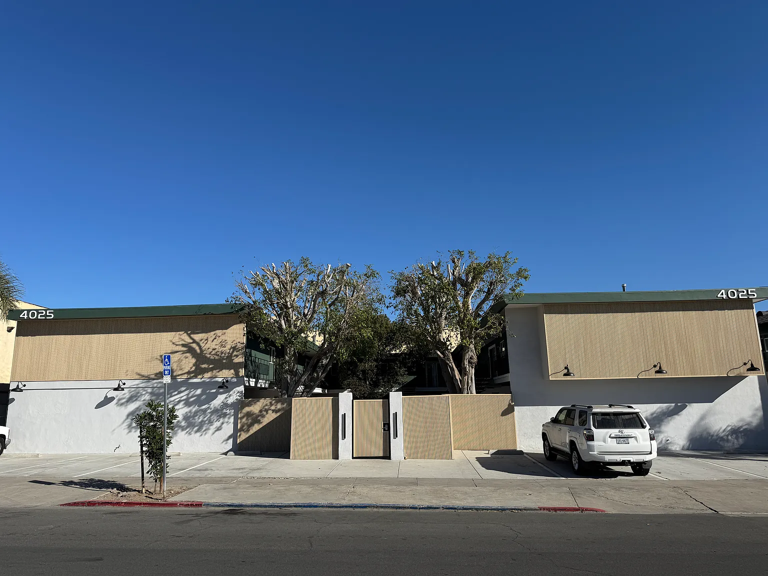 1 bed, $2,095 — Photo 1