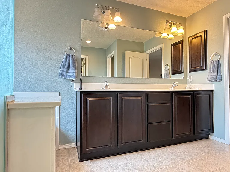 3153 Llano Vista Ct NE — Photo 14