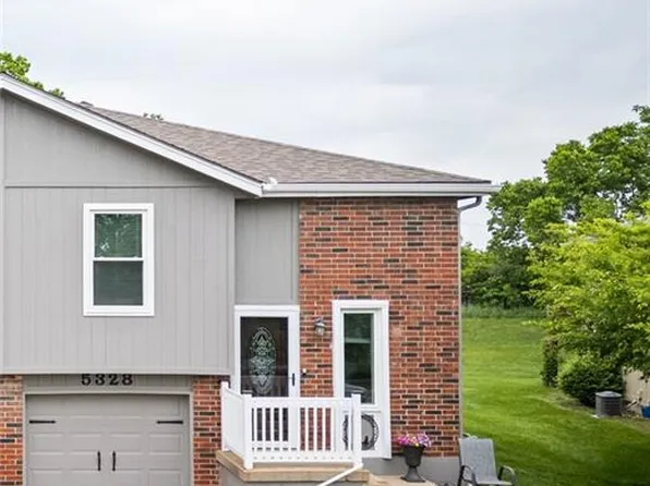 5328 NW 87th Ct, Kansas City, MO 64154