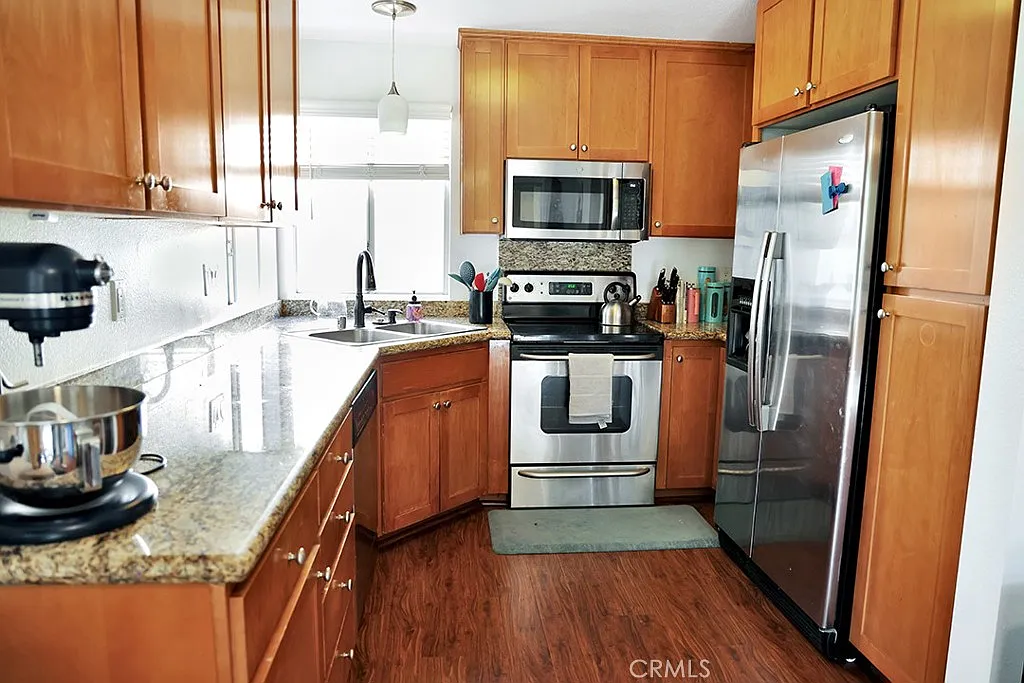 1 bed, 1456 sqft, $1,400 — Photo 4