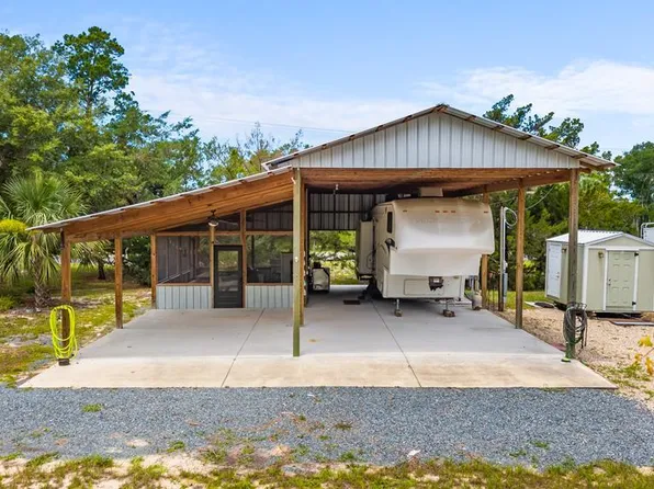 1801 Oak Ave, Steinhatchee, FL 32359