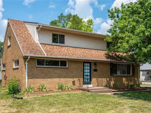 611 Winston Dr, Fairborn, OH 45324