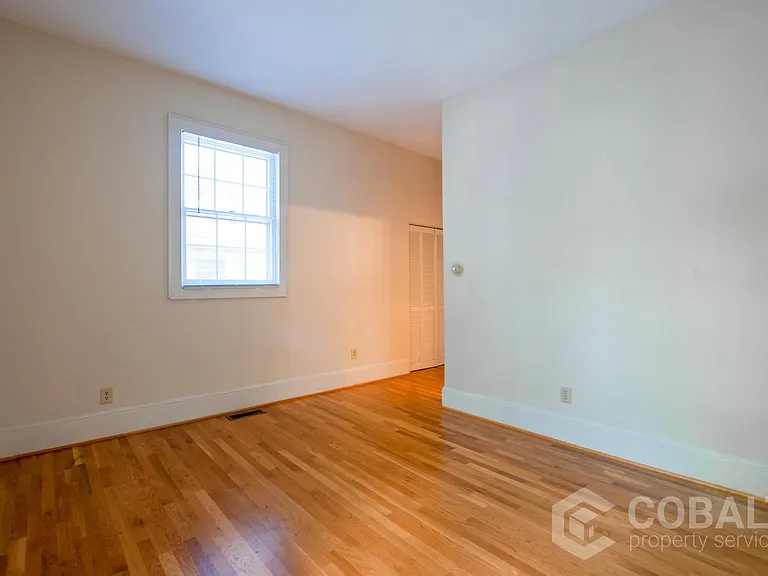 856 Monroe Dr NE #B — Photo 10