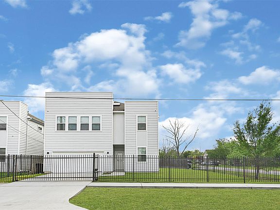 3rd image of 9431 Jutland Rd