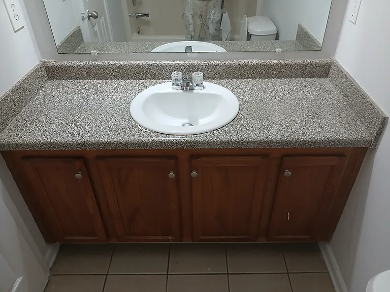 829 Store House Ct #B — Photo 5
