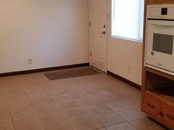 4th image of 26501 Avenue 82