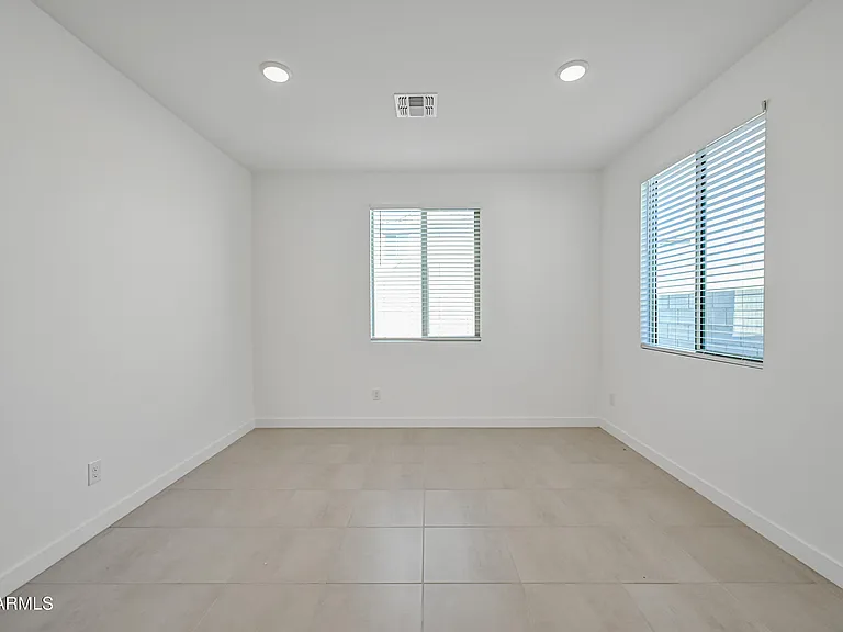 23410 W Florence Ave — Photo 12