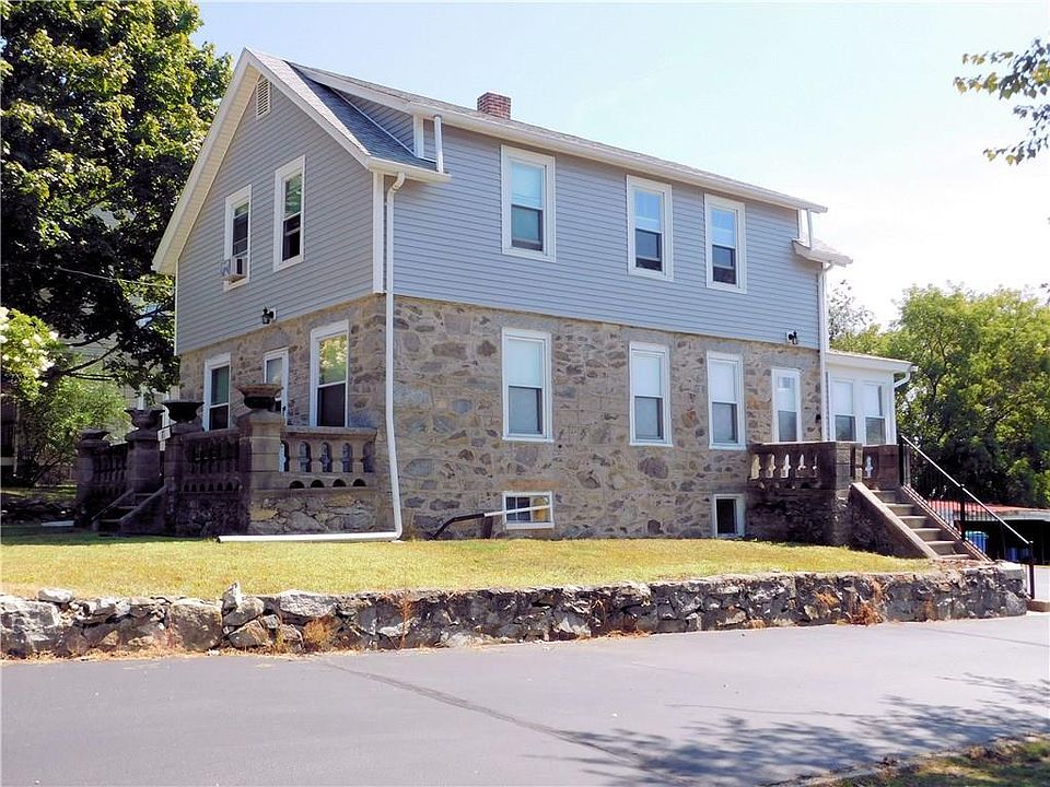 88 Sayles Hill Rd Manville RI Zillow