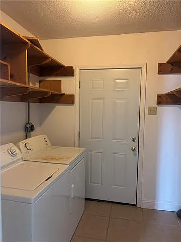 1628 Bartholomew St — Photo 12