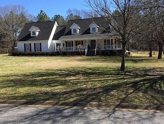 Cape Cod In North Oconee