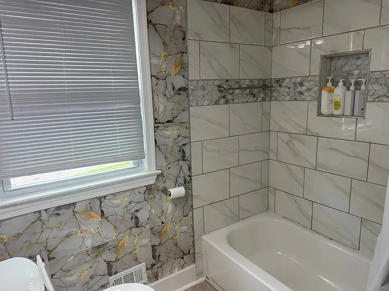 7700 Chicago Ave — Photo 24