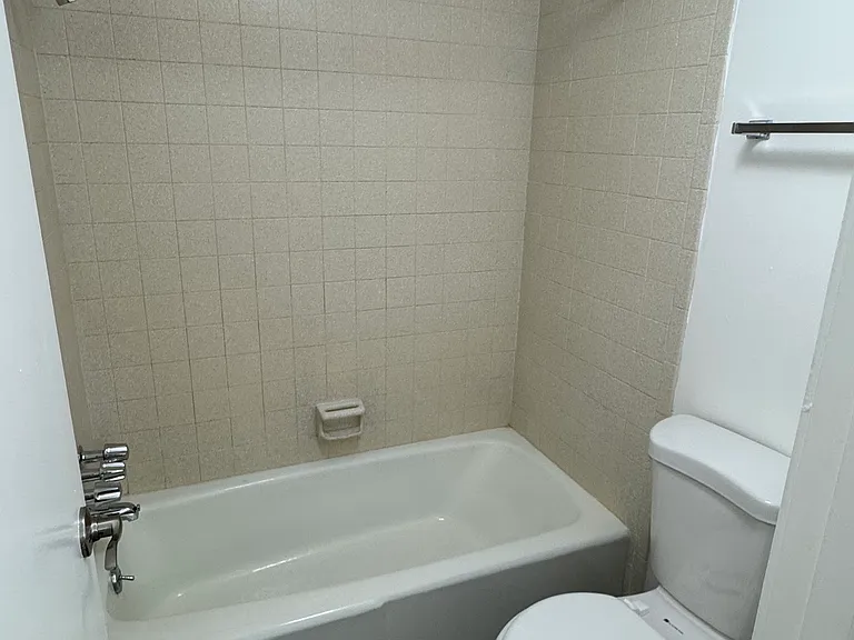Villa Apartments — Photo 82