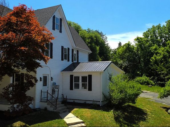 224 Main St