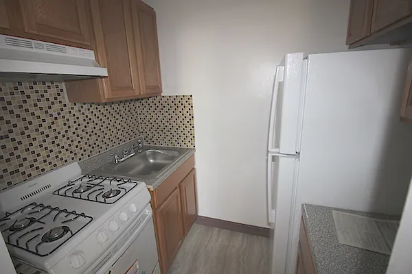 Rented by Compass | media 7