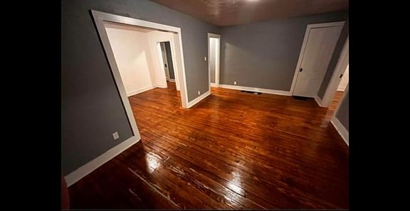 5th image of 1104 Gomber Ave Unit 1