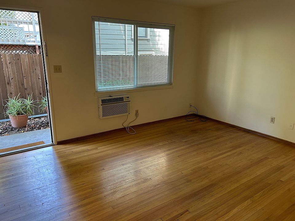 1st image of 2316 N St APT 3