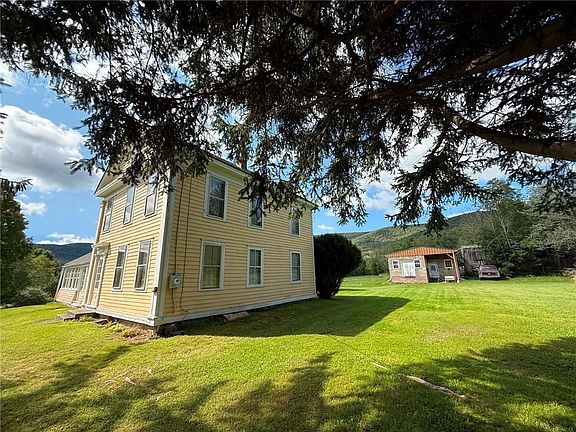 4th image of 605 Ferris Hill Rd