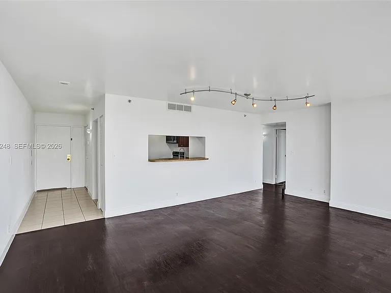 7601 E Treasure Dr #2205 — Photo 6