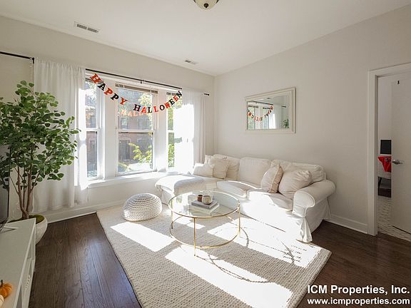 2nd image of 346 W Dickens Ave #2