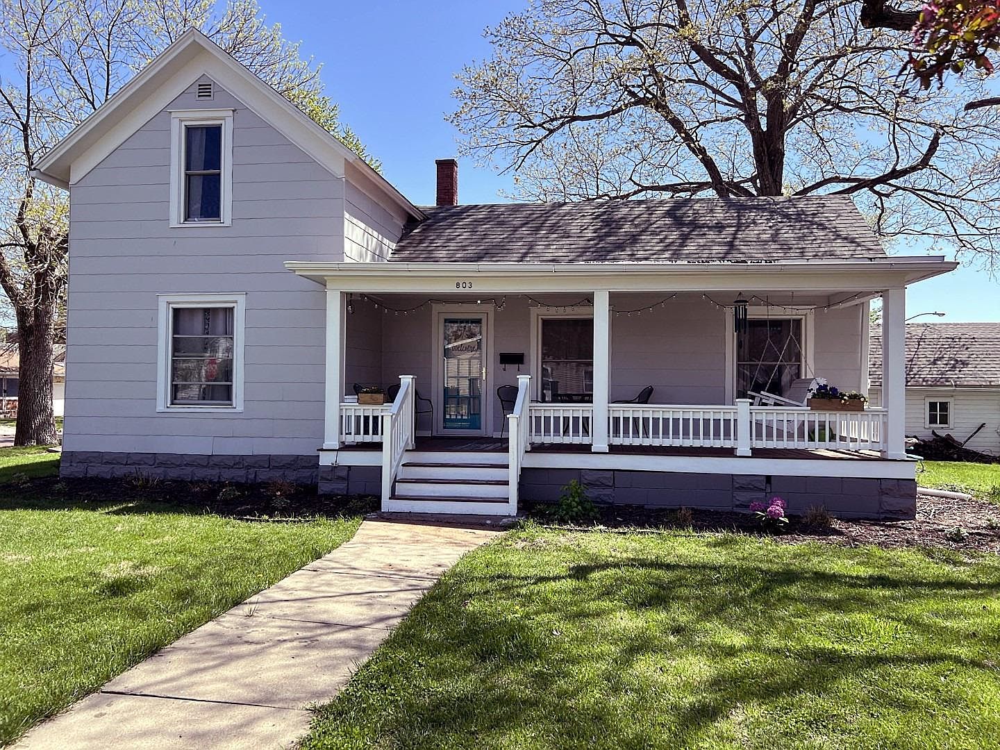 803 Dakota St, Sabetha, KS 66534 Zillow