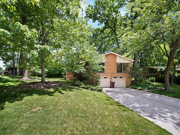 2nd image of 2125 Needham Rd
