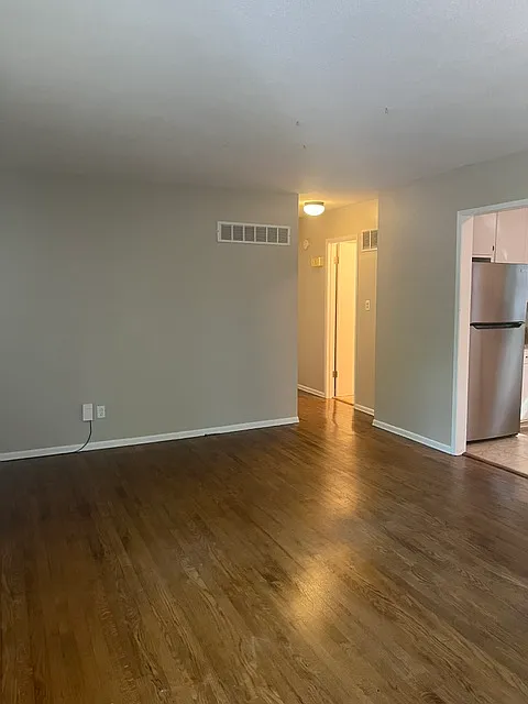 2 bed, 792 sqft, $1,250 — Photo 1