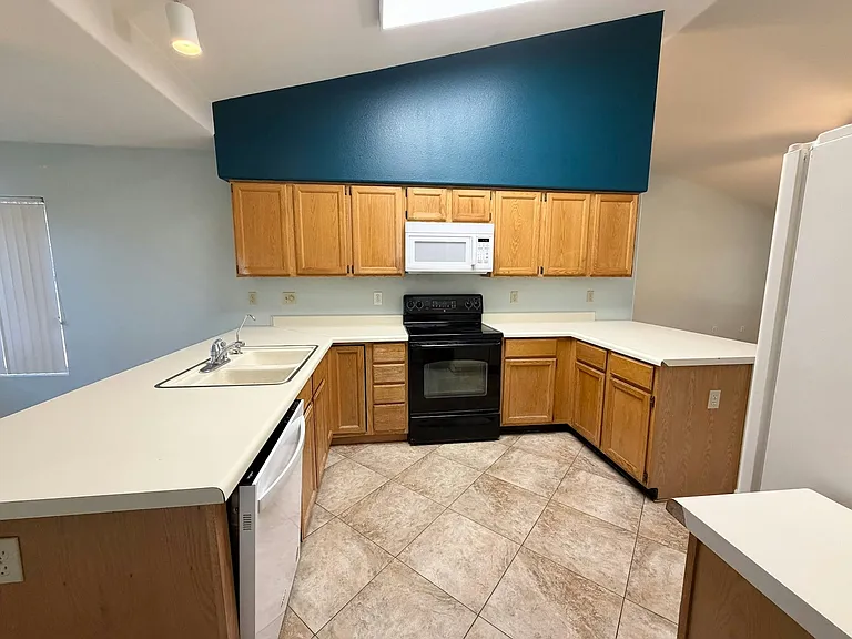 4207 E Juanita Ave — Photo 14