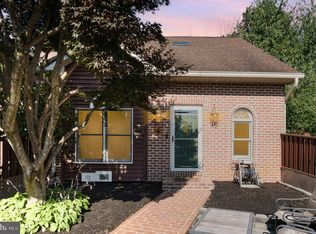 310 Peppercorn Sq, Enola, PA 17025