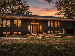 111 Lakewood Dr, Tullahoma, TN 37388