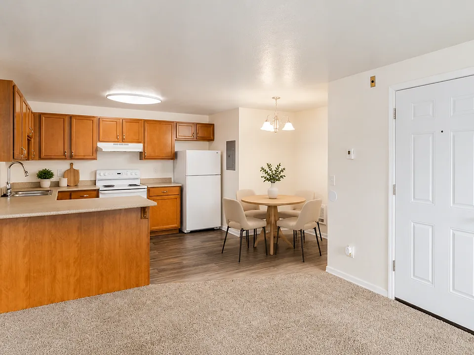 Amber Glen Apartments