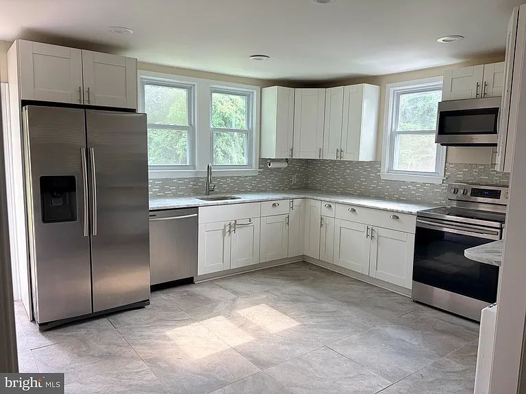 1011 Concord Rd — Photo 2