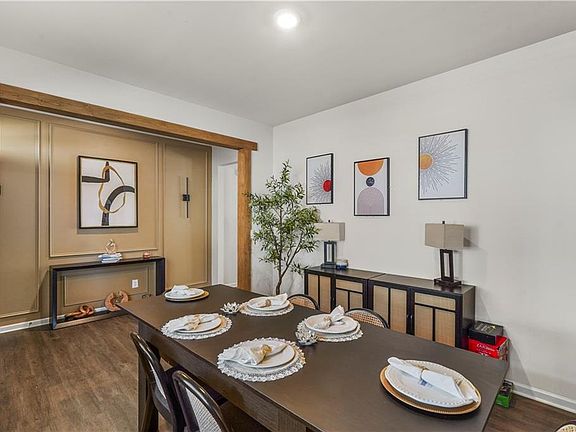5th image of 499 Walnut Grove Way
