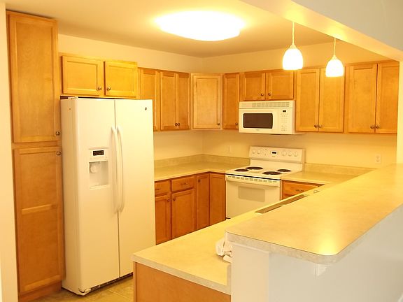 2nd image of 5 Marple Ln