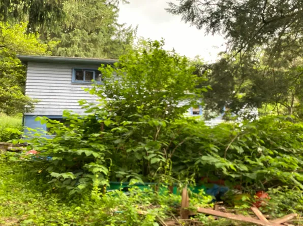 1705 Hill St, White Oak, PA 15131
