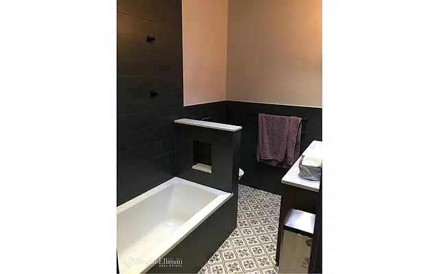 Rented by Douglas Elliman | media 18