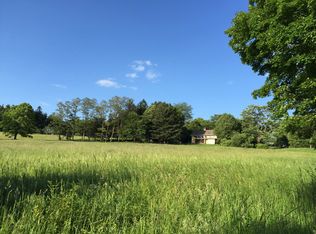 897-905 Old Quaker Hill Rd, Pawling, NY 12564