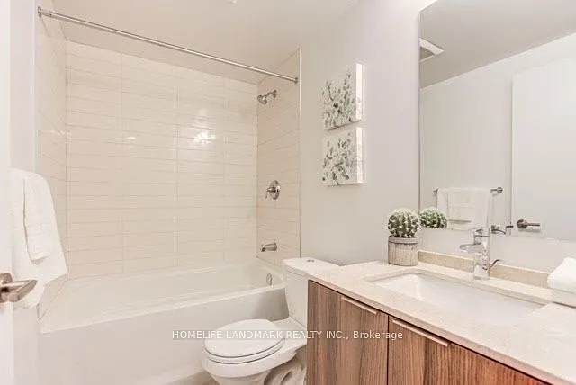 11 Wellesley St W #3705 — Photo 14