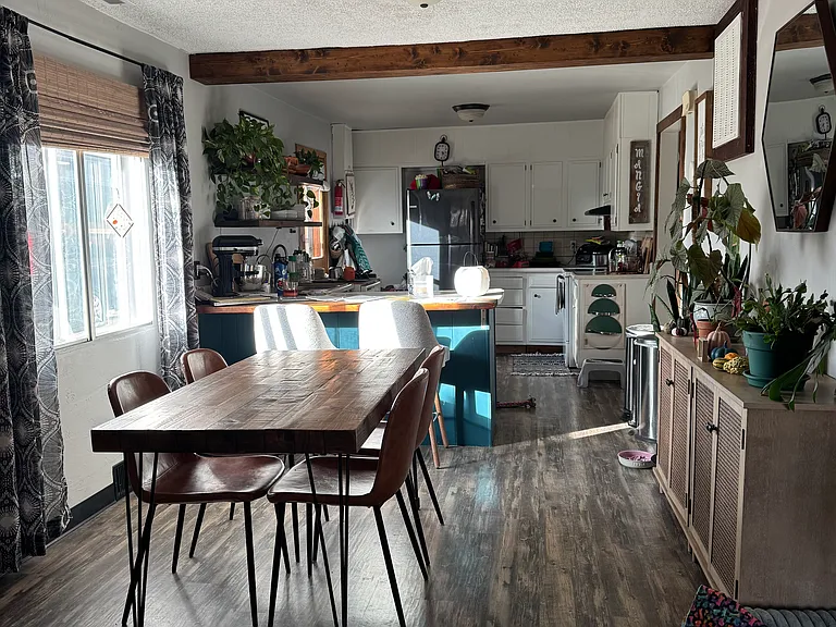 730 W Jefferson Ave — Photo 5
