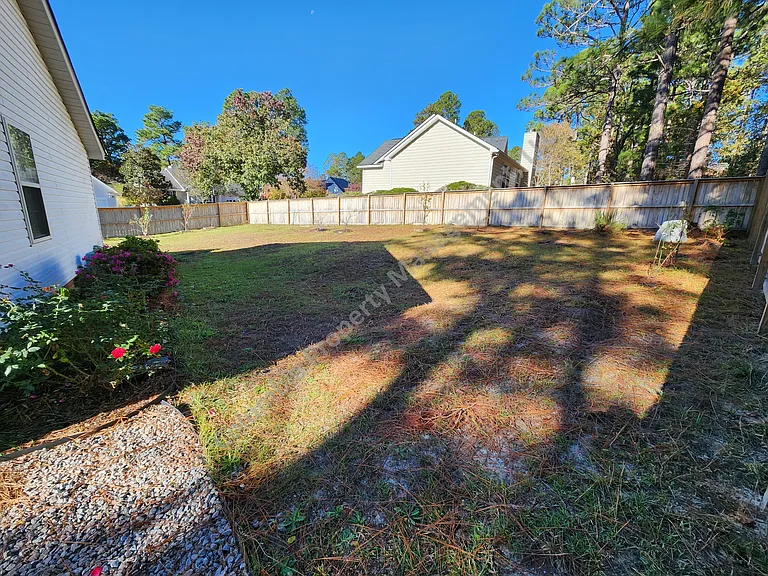 308 N Lake Pointe Dr — Photo 29