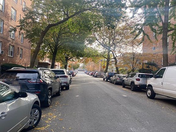 5th image of 1430 Thieriot Ave APT 2A
