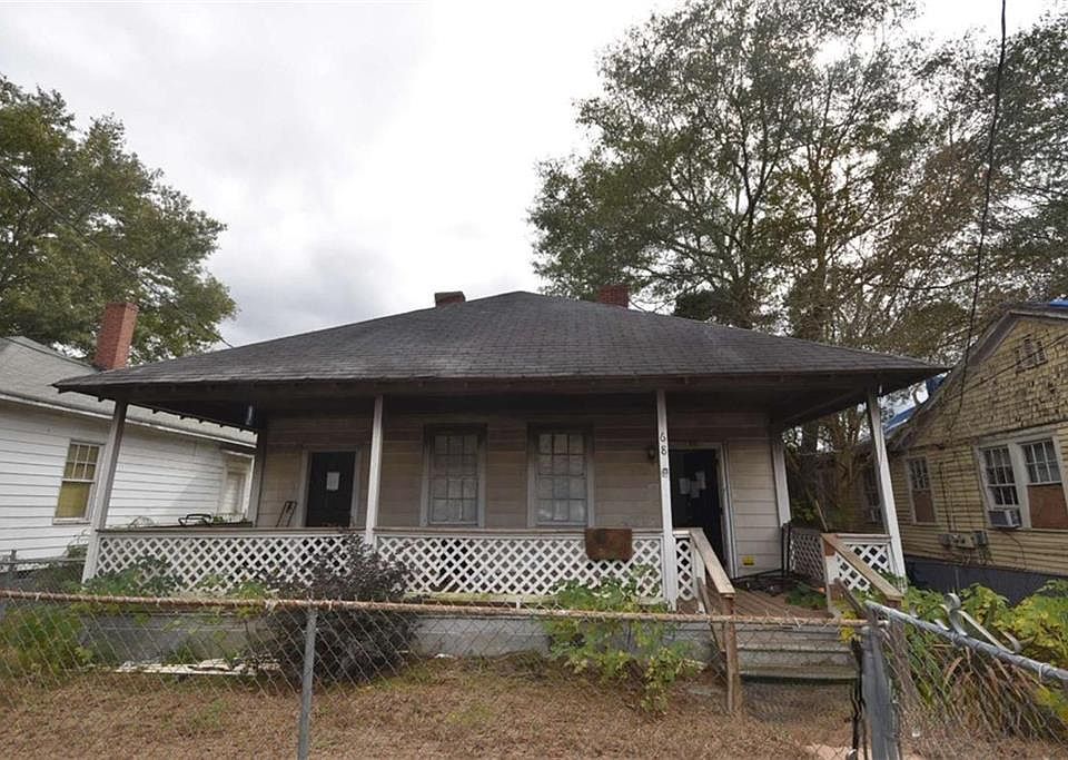 1st image of 68 Poplar St