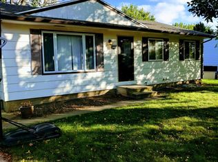 4304 S Plateau Trl, Sioux Falls, SD 57106