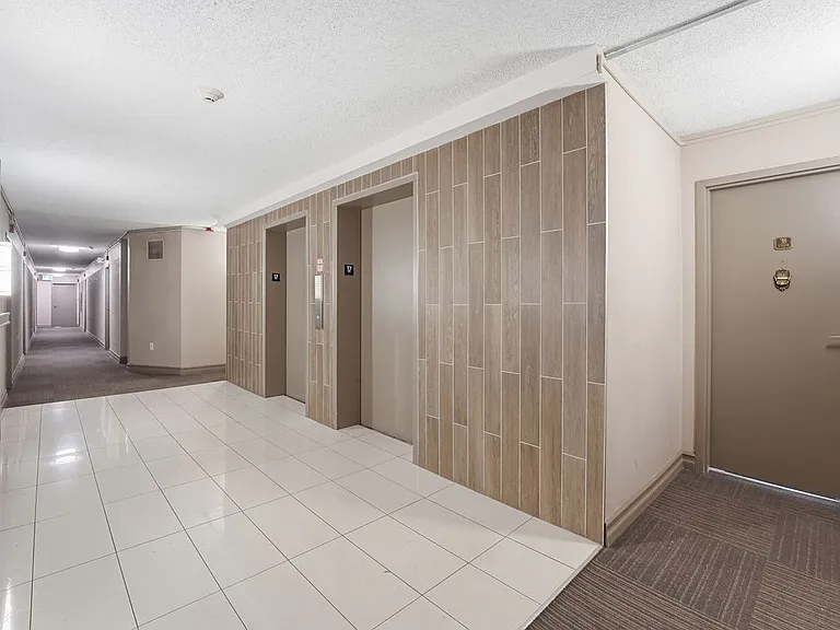 605 13th Ave SW — Photo 40