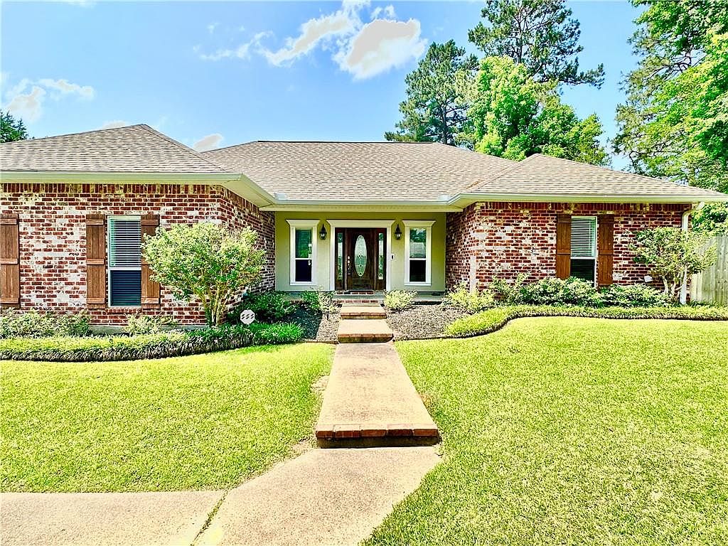 5808 Whispering Pines Loop, Pineville, LA 71360 Zillow