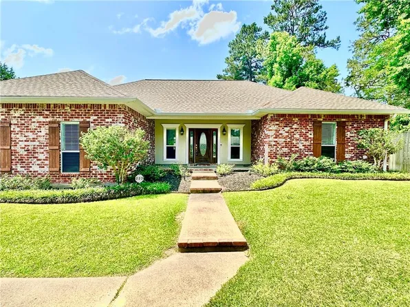 5808 Whispering Pines Loop, Pineville, LA 71360