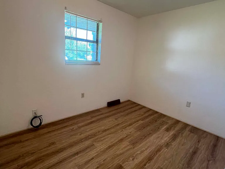 2829 Luce St — Photo 4