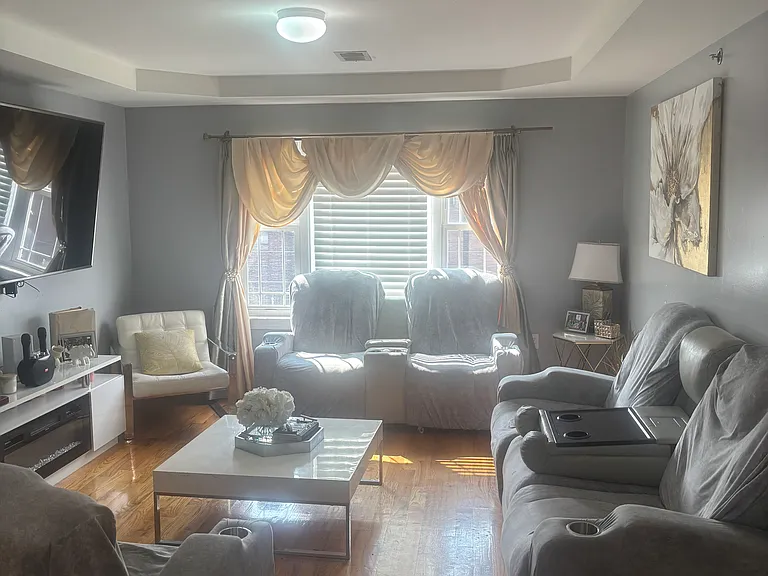 Butler St — Photo 10