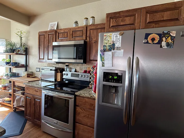 296 Sloan Dr — Photo 7